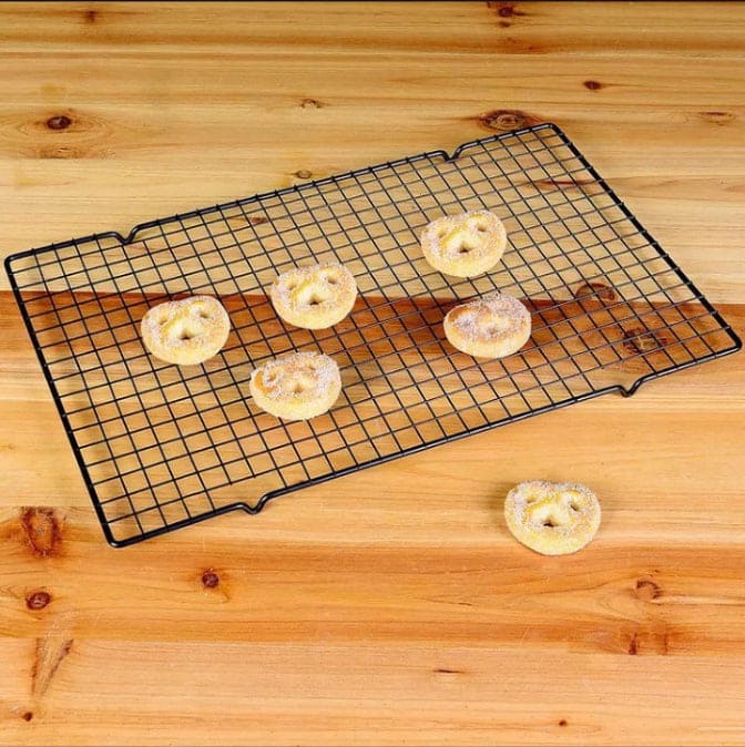 Stainless Steel Wire Grid Cooling Tray, Non Stick Food Rack, Kitchen Baking Pizza Bread Biscuit Holder Shelf, Baking Pan and Cooling Rack Stainless Steel Wire Grid Cooling Tray, Non Stick Food Rack, Kitchen Baking Pizza Bread Biscuit Holder Shelf, Baking Pan and Cooling Rack